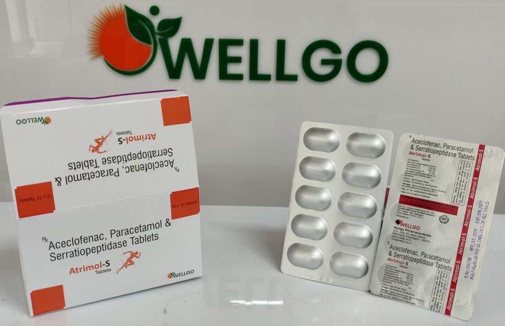 Aceclofenac 100mg+ Paracetamol 325mg + Serratiopeptidase 15mg Tablets PCD ACECLOFENAC PARACETAMOL SERRATIOPEPTIDASE